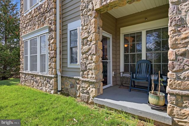 6101 LILAC CT, Upper Gwynedd, PA 19446