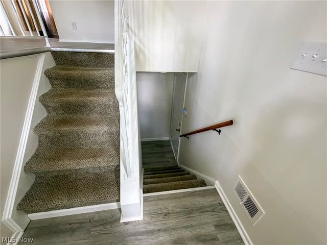 2821 Tod Avenue NW, Warren, OH 44484