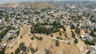 2815 N ROUND, Los Angeles, CA 90032