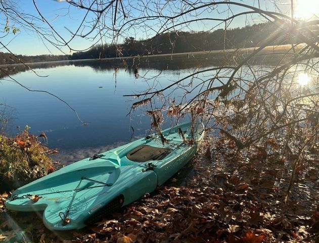 25 River Rd, Merrimac, MA 01860