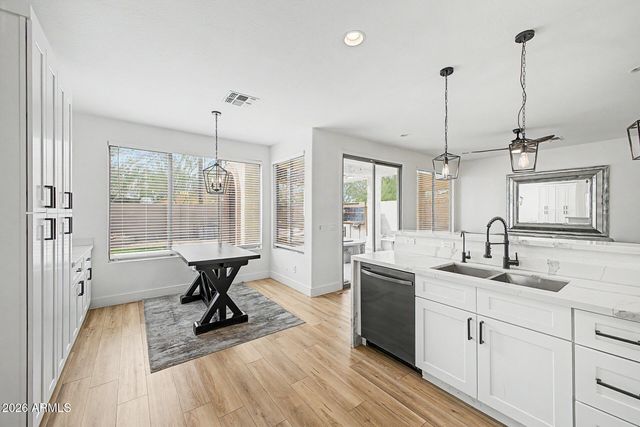 2707 W LAMAR Road, Phoenix, AZ 85017