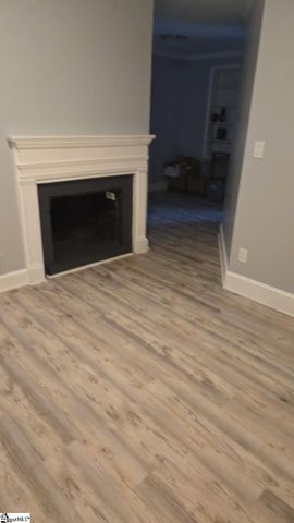 10 Glenwood Lane, Greenville, SC 29605