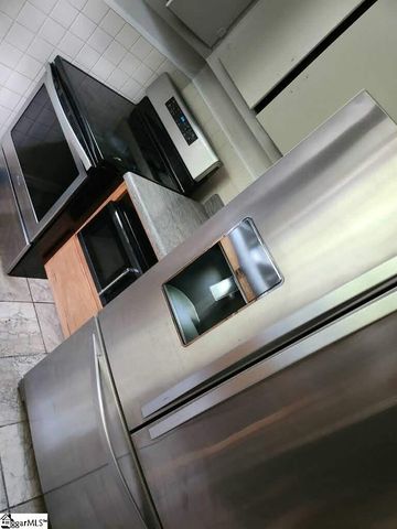 10 Glenwood Lane, Greenville, SC 29605