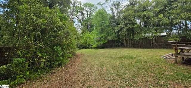 10 Glenwood Lane, Greenville, SC 29605