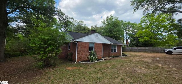 10 Glenwood Lane, Greenville, SC 29605