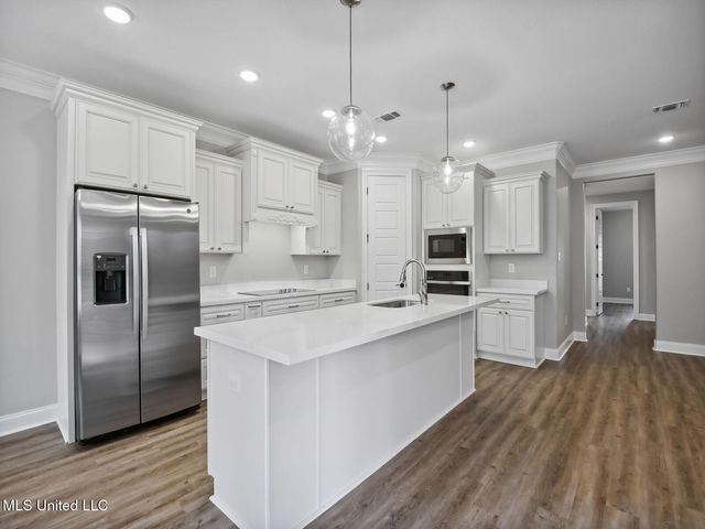 10595 Landon Meadows Drive, Gulfport, MS 39503