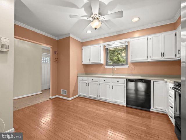 1248 ROCK HILL RD, Pasadena, MD 21122