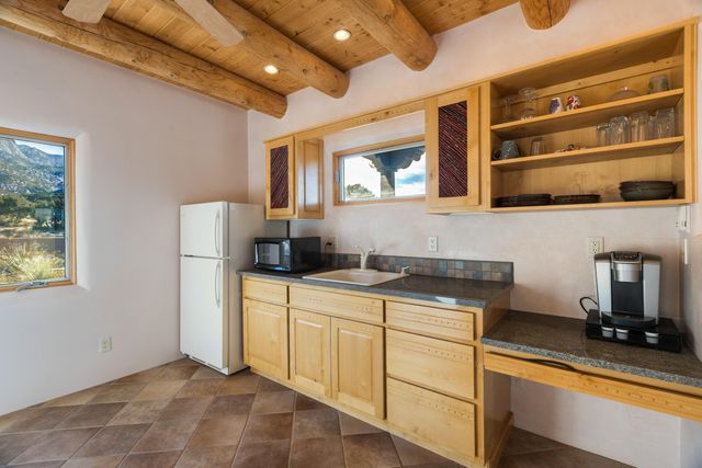 41 La Puerta Trail, Placitas, NM 87043