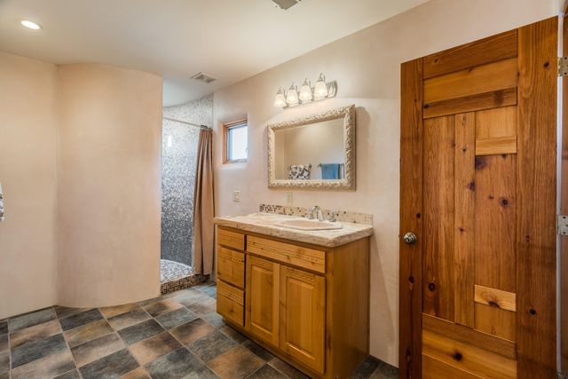 41 La Puerta Trail, Placitas, NM 87043