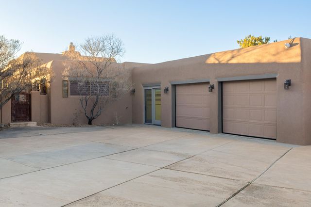 41 La Puerta Trail, Placitas, NM 87043