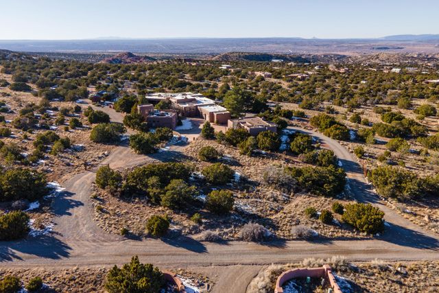 41 La Puerta Trail, Placitas, NM 87043