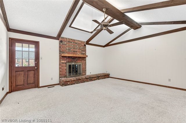 3406 Old Oaks Lane, Fort Smith, AR 72903