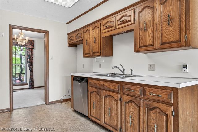 3406 Old Oaks Lane, Fort Smith, AR 72903