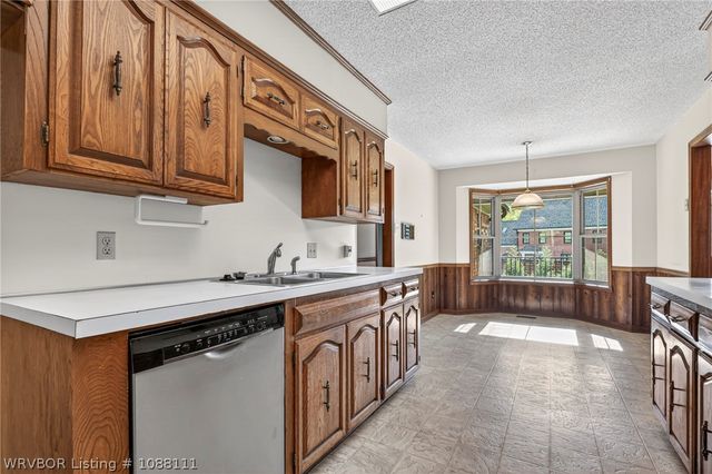 3406 Old Oaks Lane, Fort Smith, AR 72903