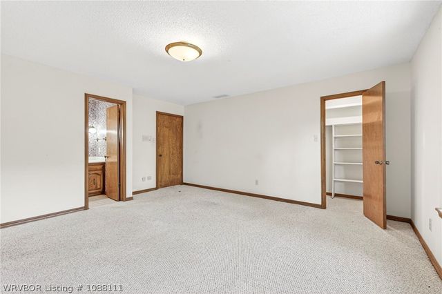 3406 Old Oaks Lane, Fort Smith, AR 72903