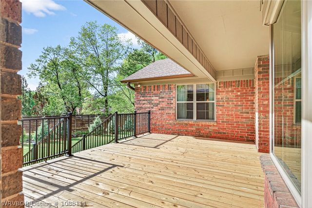 3406 Old Oaks Lane, Fort Smith, AR 72903