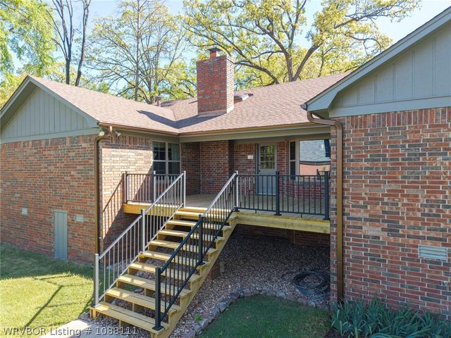 3406 Old Oaks Lane, Fort Smith, AR 72903