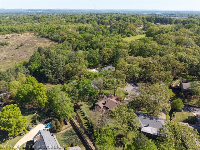 3406 Old Oaks Lane, Fort Smith, AR 72903