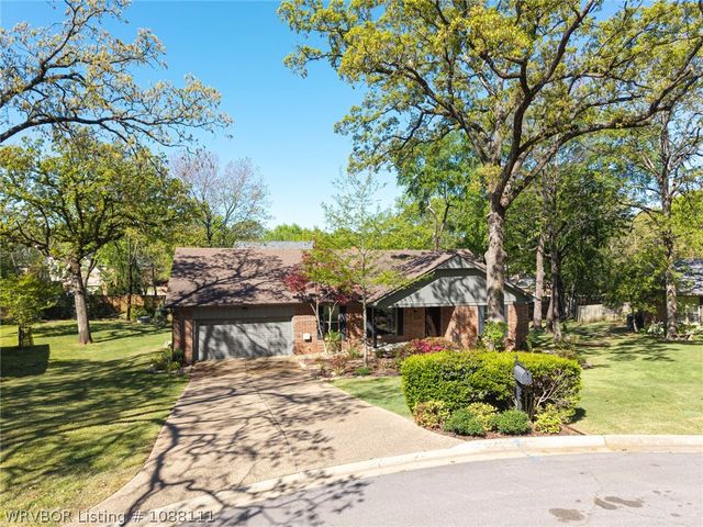 3406 Old Oaks Lane, Fort Smith, AR 72903