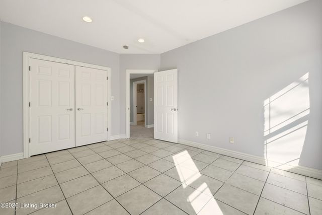 13889 Taylorsville Rd, Louisville, KY 40299