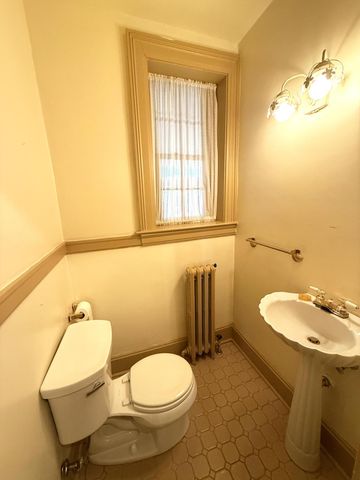 1703 Fairway Drive, Lexington, KY 40502