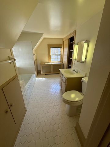 1703 Fairway Drive, Lexington, KY 40502