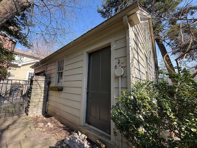 1703 Fairway Drive, Lexington, KY 40502