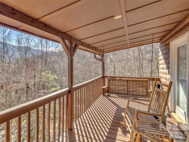 30 Edgewater Lane, Maggie Valley, NC 8751