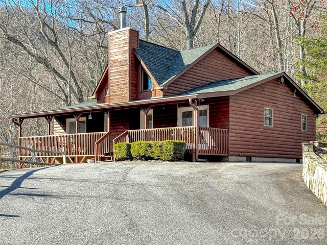 30 Edgewater Lane, Maggie Valley, NC 8751