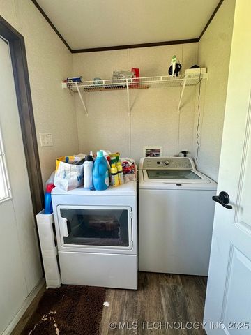 11814 Taylor Island View Road, Kingston, OK 73439