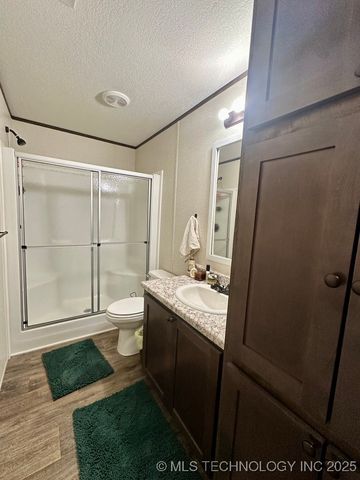 11814 Taylor Island View Road, Kingston, OK 73439