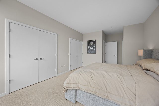 860 W Blackhawk Street 1702, Chicago, IL 60642