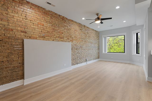 1558 W Juneway Terrace 3N, Chicago, IL 60626