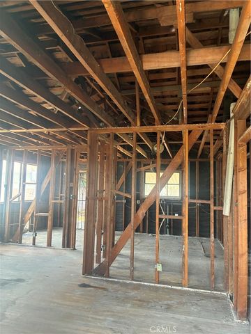 560 W Cornell, Rialto, CA 92376