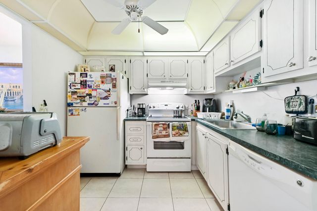 195 Waterford I, Delray Beach, FL 33446