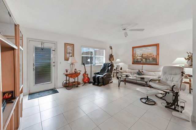 195 Waterford I, Delray Beach, FL 33446