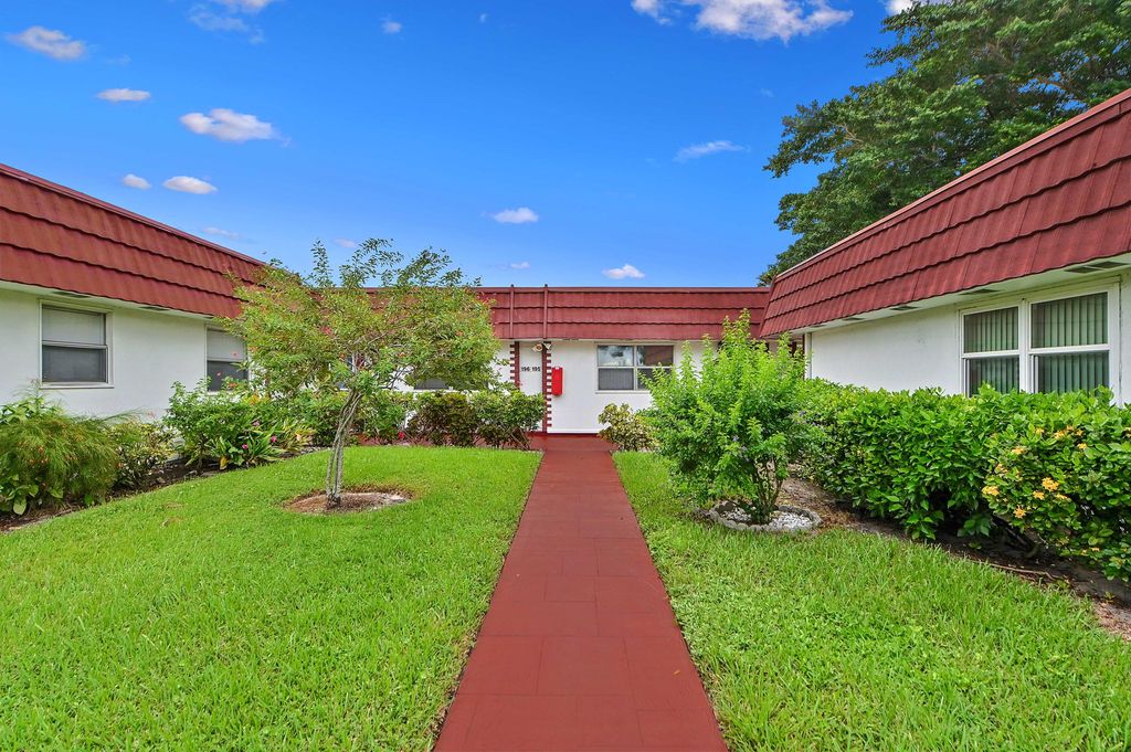 195 Waterford I, Delray Beach, FL 33446