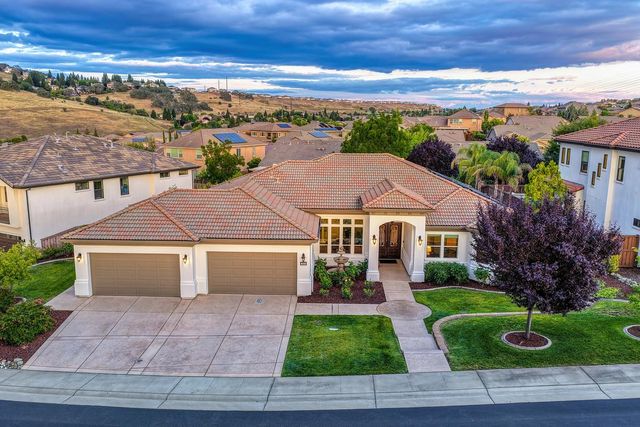 640 Russell Dr, Folsom, CA 95630