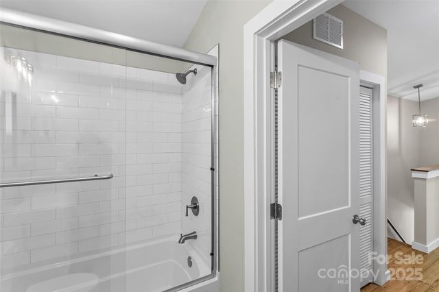 65 Moore Avenue, Asheville, NC 28806