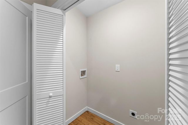 65 Moore Avenue, Asheville, NC 28806