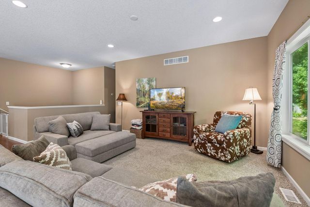 3165 Doneene Lane, Eagan, MN 55121