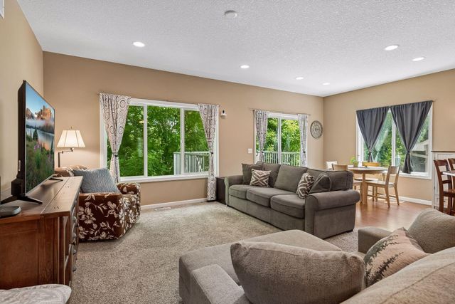 3165 Doneene Lane, Eagan, MN 55121