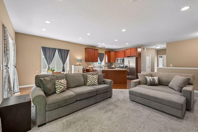 3165 Doneene Lane, Eagan, MN 55121