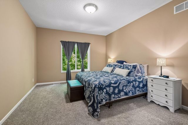 3165 Doneene Lane, Eagan, MN 55121