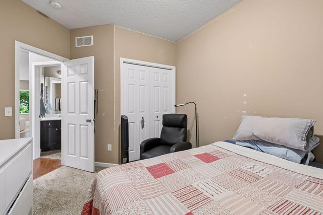 3165 Doneene Lane, Eagan, MN 55121
