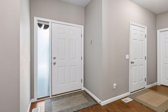 3165 Doneene Lane, Eagan, MN 55121