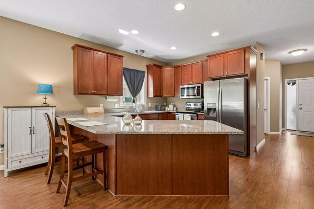 3165 Doneene Lane, Eagan, MN 55121