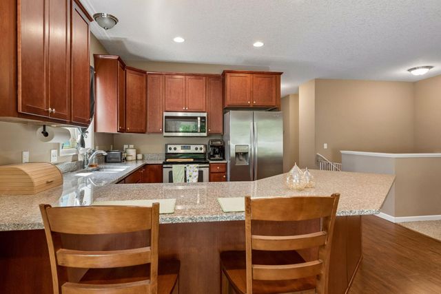 3165 Doneene Lane, Eagan, MN 55121