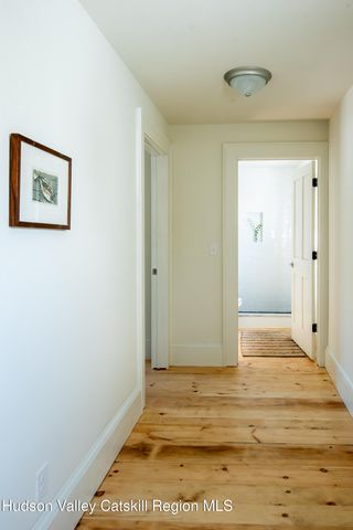 72 N N 5th Street, Hudson, NY 12534