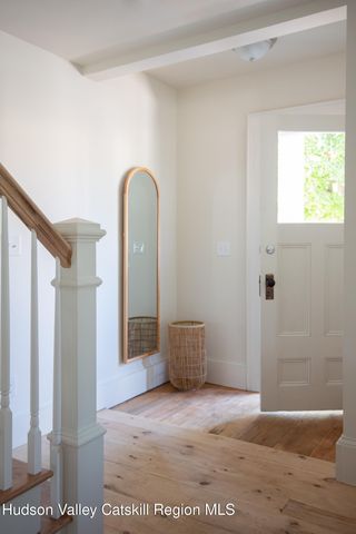 72 N N 5th Street, Hudson, NY 12534